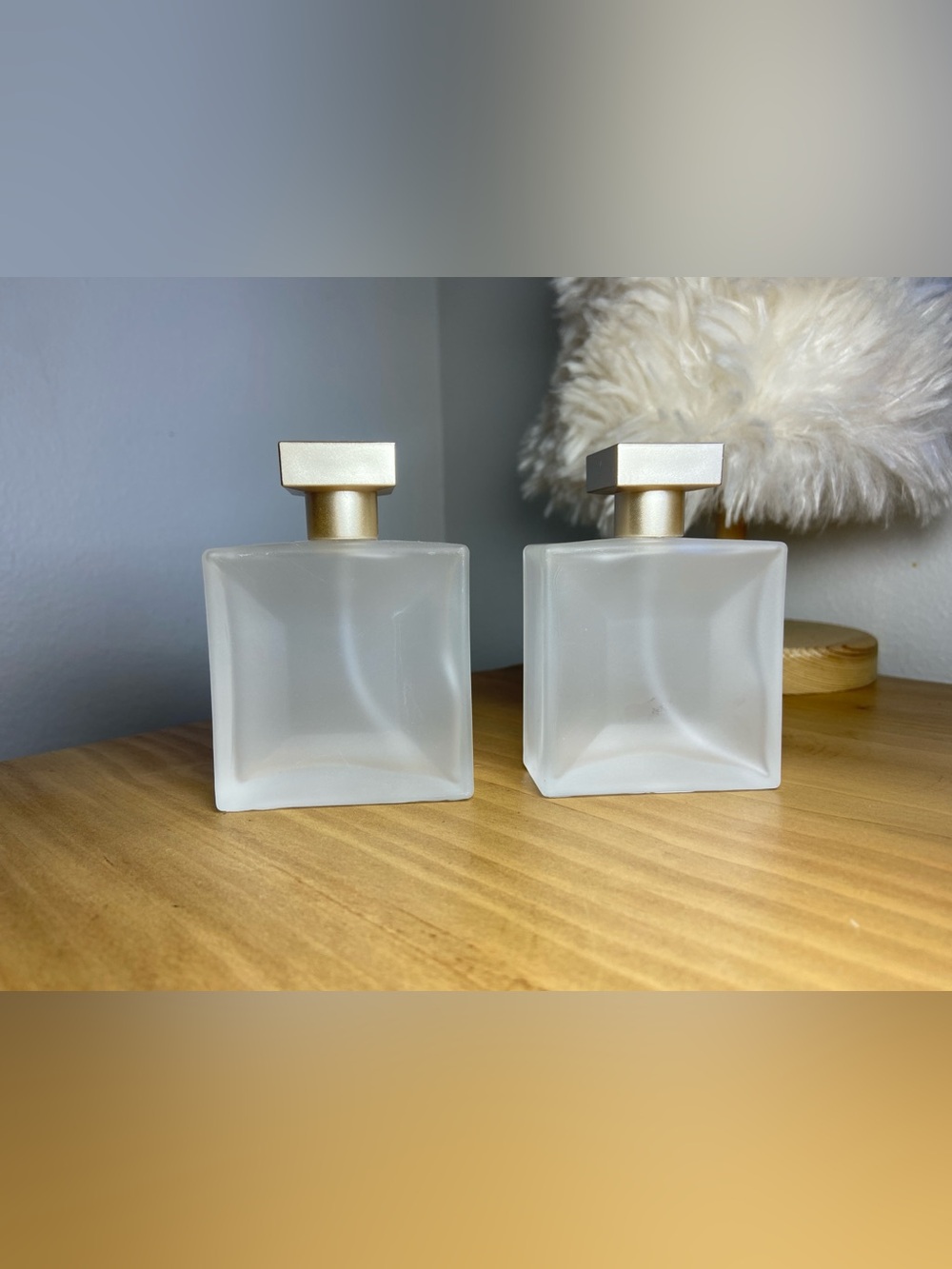 50Ml/1.7Oz Frosted Glass Spray Bottle Perfume Atomizer, Refillable Fine Mist 2pk